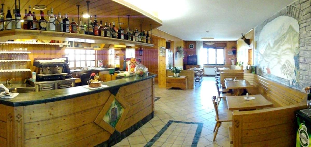 Albergo Ristorante Baraglia - Housity