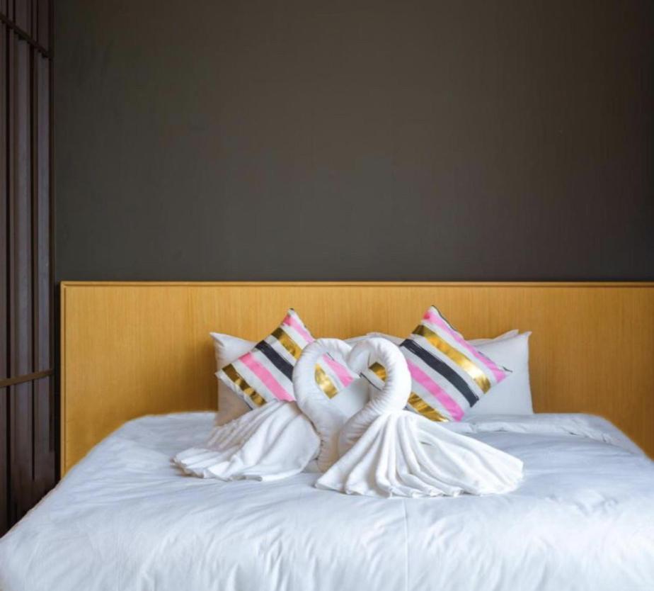 Greystone 99 Suites - Housity