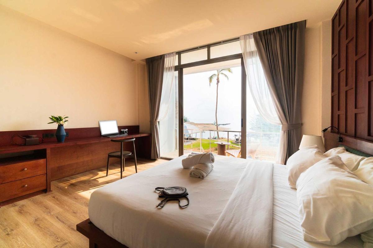 Koh Talu On Shore Hotel & Resort - Housity