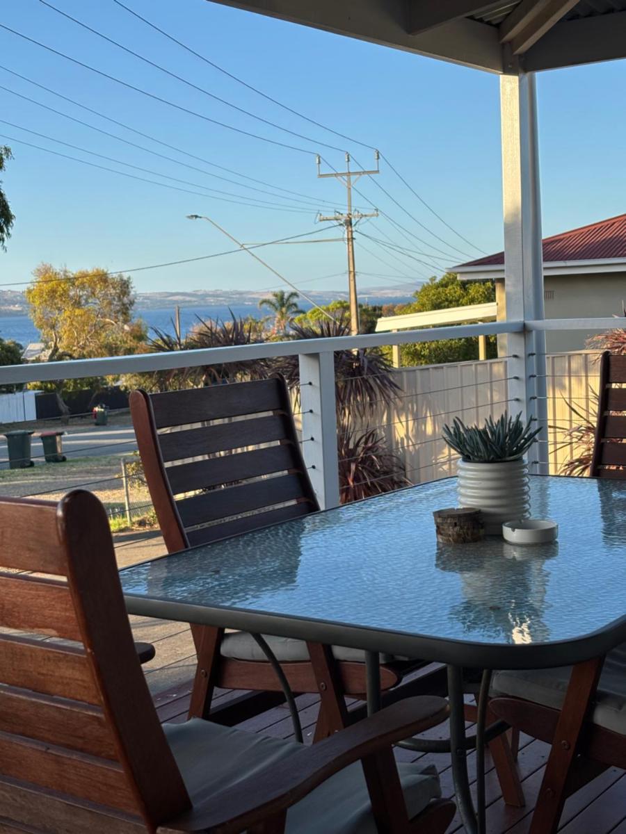 Serenity Holiday House Port Lincoln Holiday House - Housity