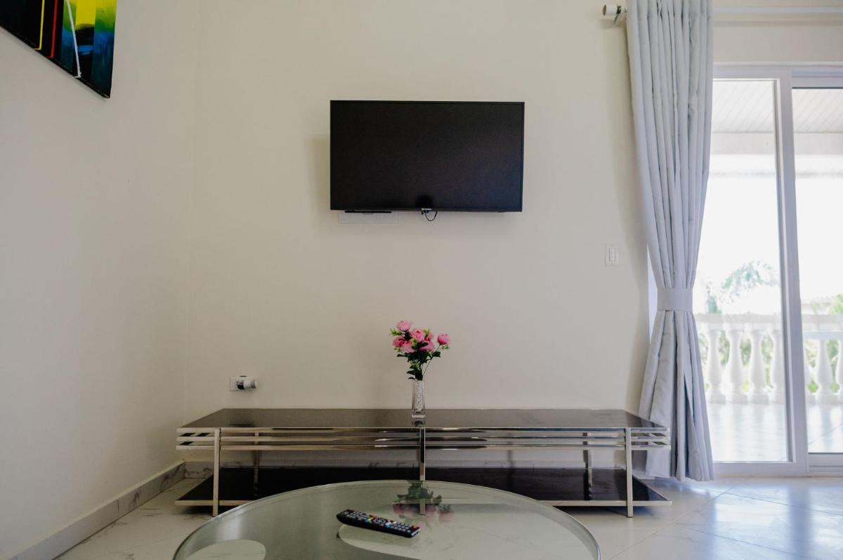 Huge 4-bedroom apartment 2 km from Eagle beach - Housity