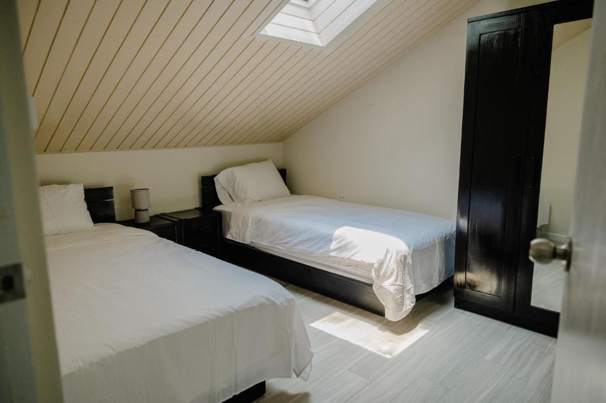 Huge 4-bedroom apartment 2 km from Eagle beach - Housity