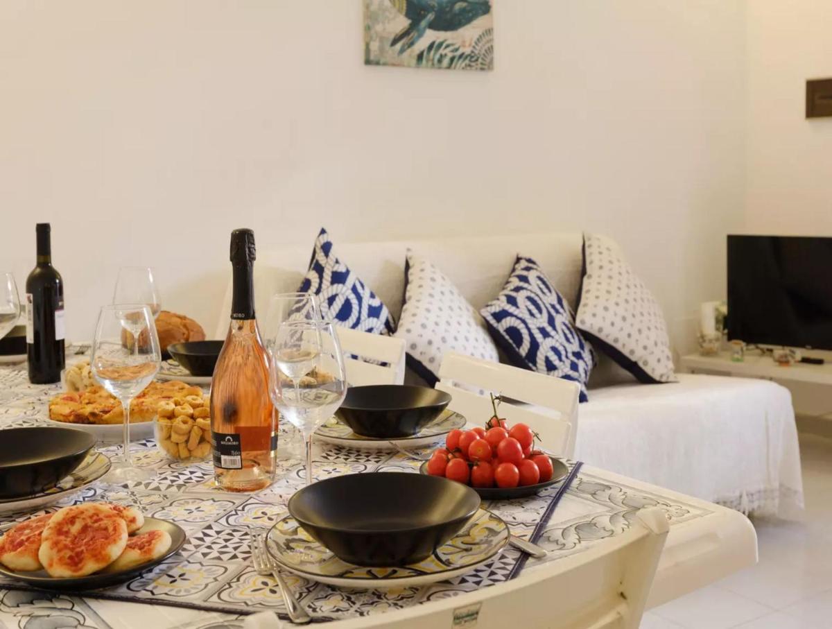 Villa With Climate, Wi-Fi and Private Parking - Housity