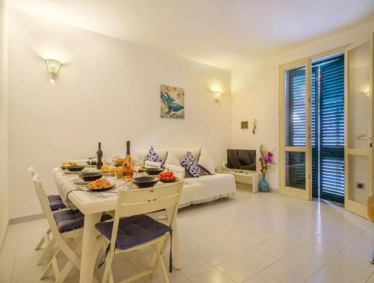 Villa With Climate, Wi-Fi and Private Parking - Housity