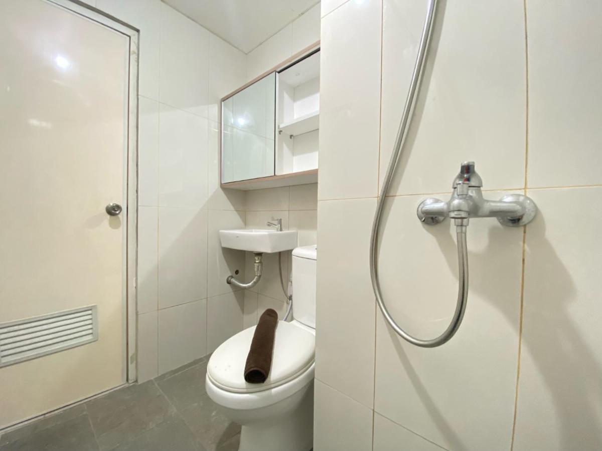 Cozy Designed Studio Apartment at Grand Asia Afrika By Travelio - Housity