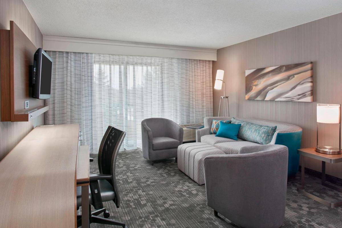 Courtyard by Marriott Detroit Pontiac/Auburn Hills - Housity