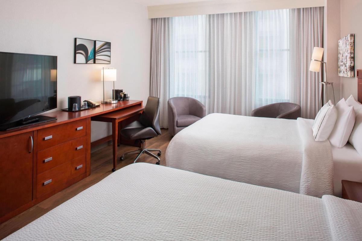 Courtyard by Marriott New Orleans Downtown Near the French Quarter - Housity