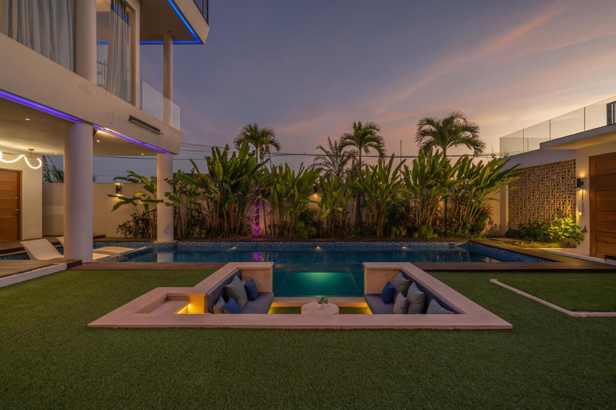 Berkat - Luxurious 4BR Villa - Just Minutes from the Beach - Housity
