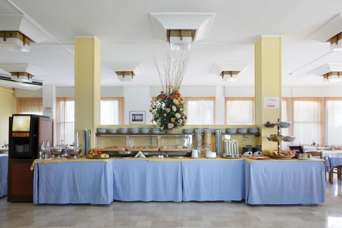 Hotel Continental Fano - Housity