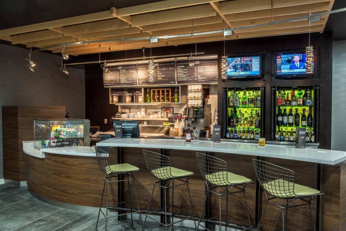 Courtyard by Marriott Norwich - Housity