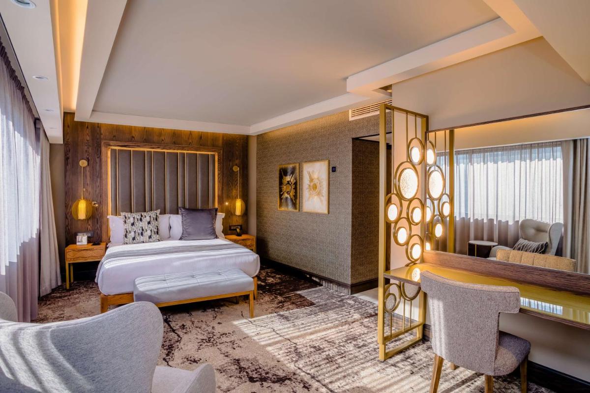 Sandton Sun and Towers - Housity