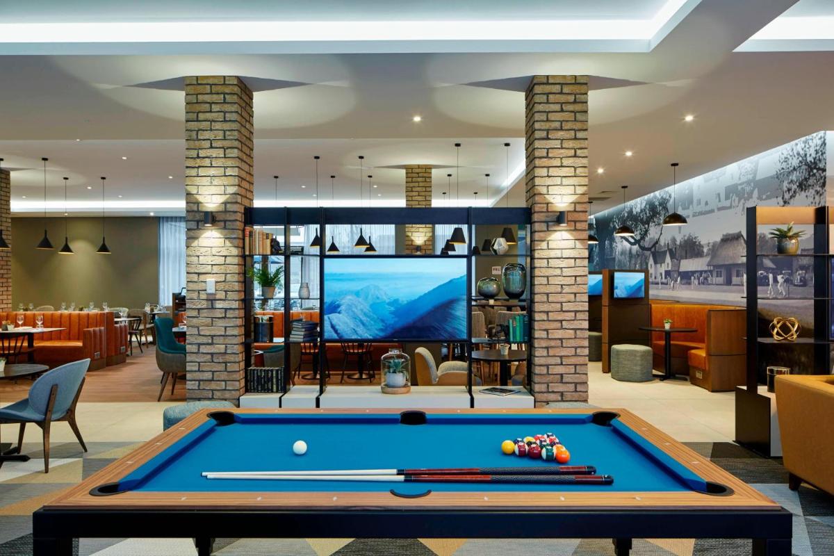 Courtyard by Marriott Oxford South - Housity