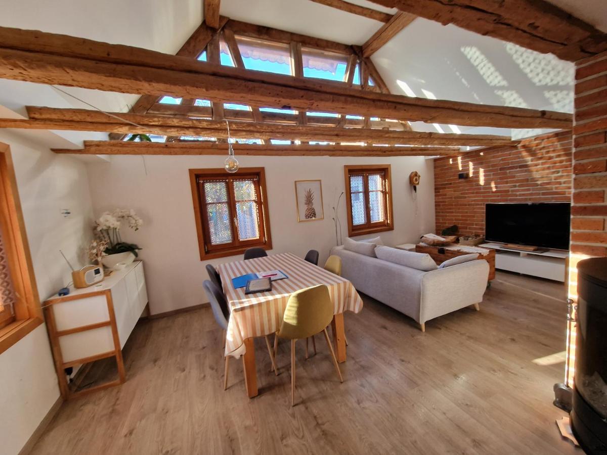 Une Maison à Colombages - Cosy, Lumineuse et Sauna - Housity