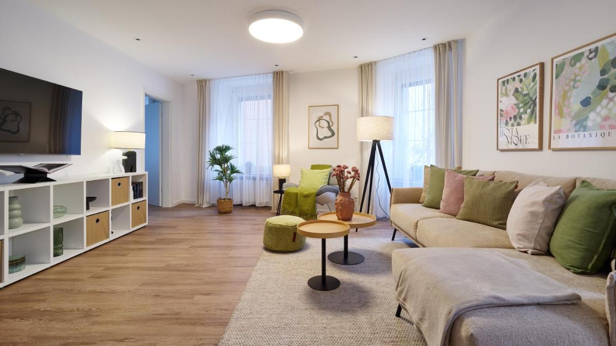 BG Living & Hosting - Stilvolle Ferienwohnung im Zentrum von Wittlich - 2 Schlafzimmer, Netflix, Waschmaschine, bis 4 Personen - Housity