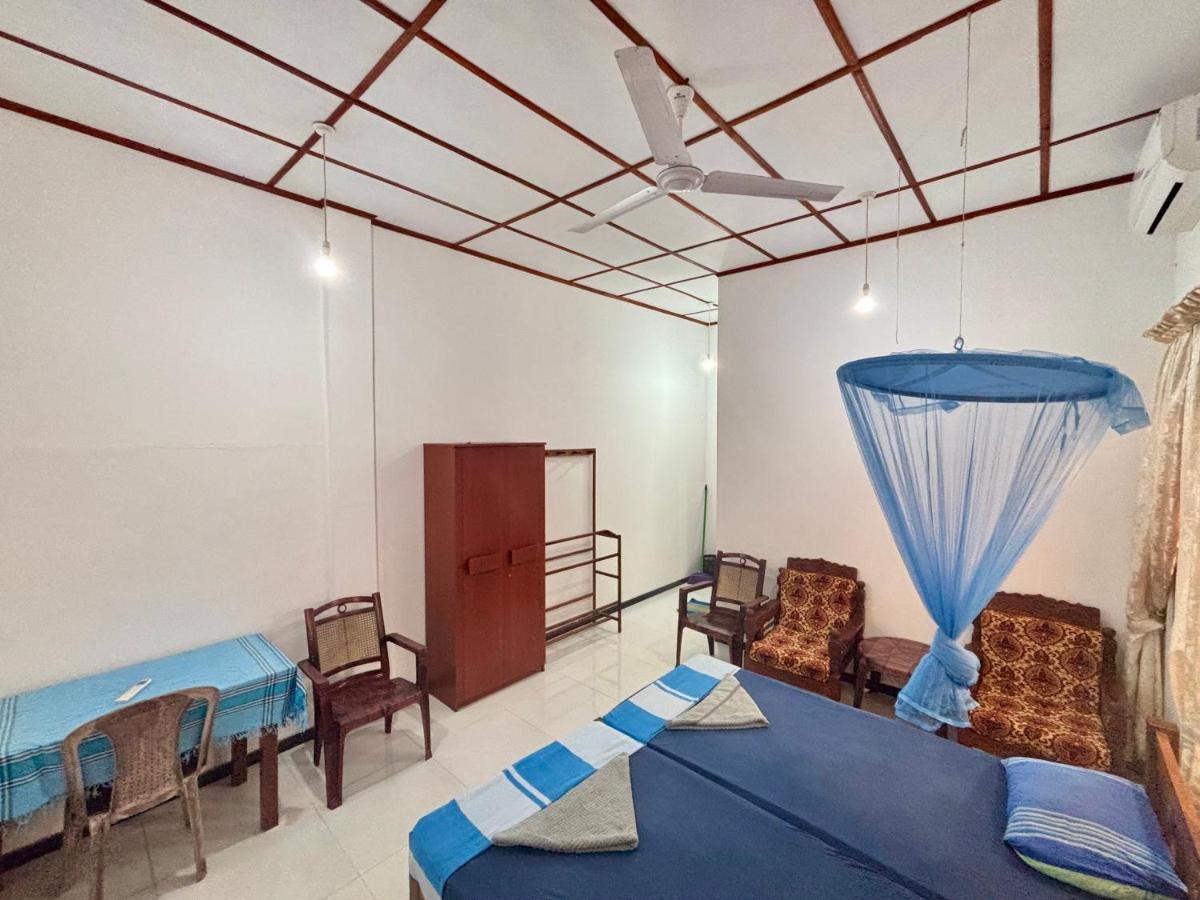 Golden Beach Guest House and Restaurant - Housity