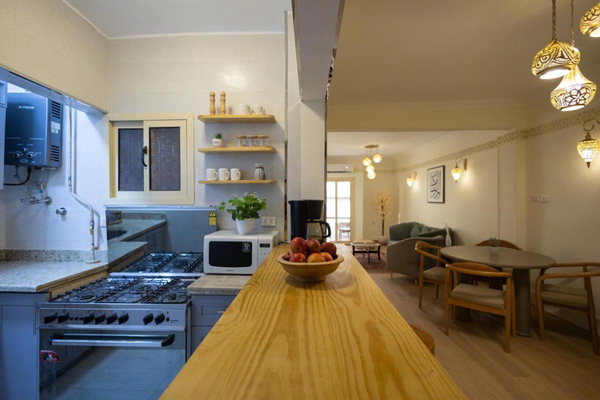 Islamic Artsy Apartment in Downtown Cairo - Hizvo