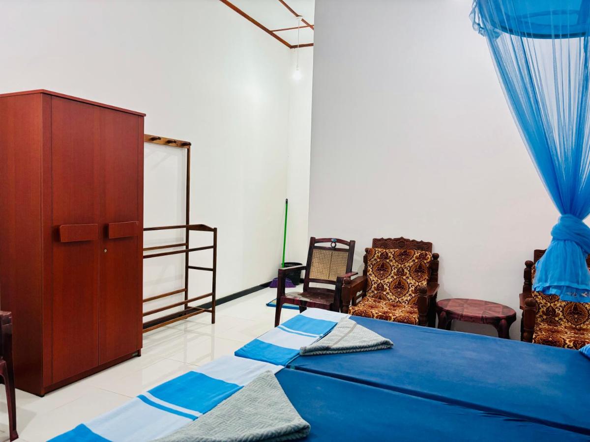 Golden Beach Guest House and Restaurant - Housity