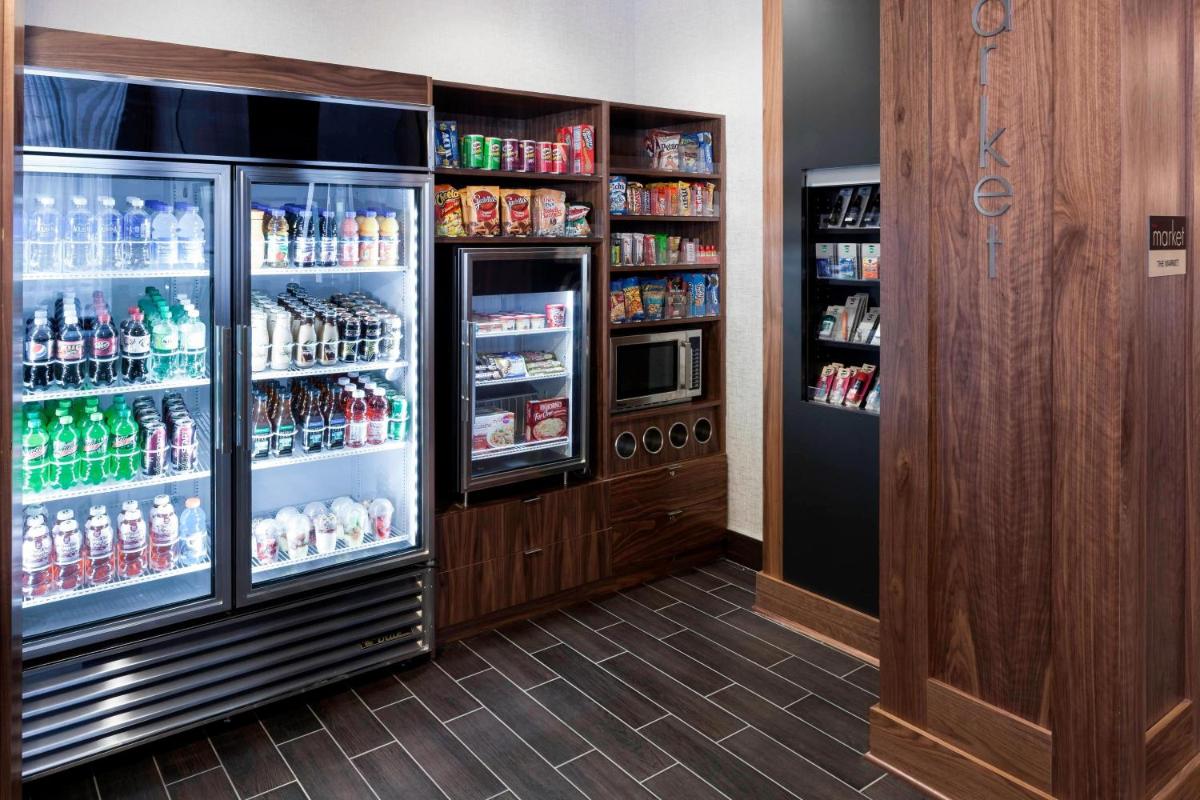 Courtyard by Marriott Richmond Downtown - Housity