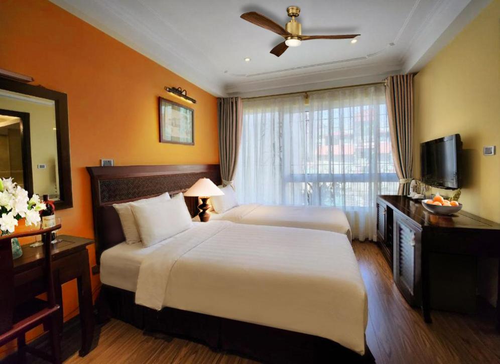 Classic Street Hotel - Housity