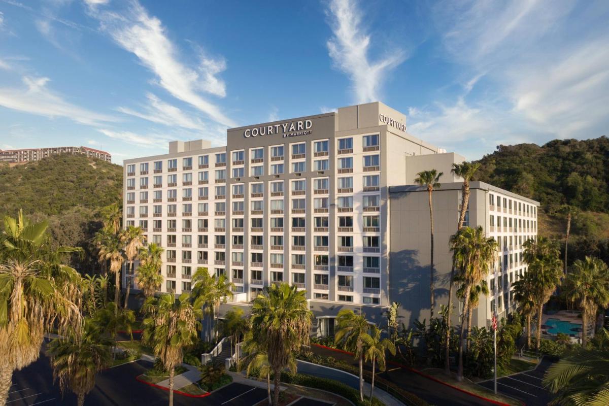Courtyard by Marriott San Diego Mission Valley/Hotel Circle - Housity