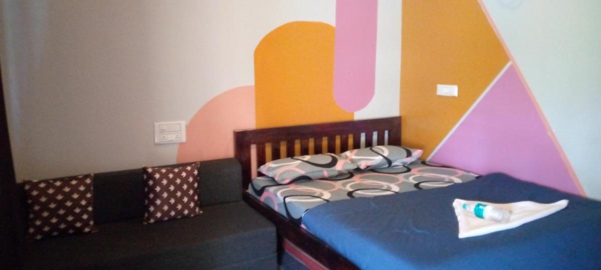 RV Homestay - Housity