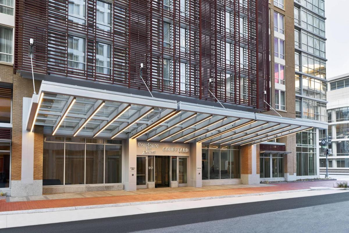 Courtyard by Marriott Washington Downtown/Convention Center - Housity