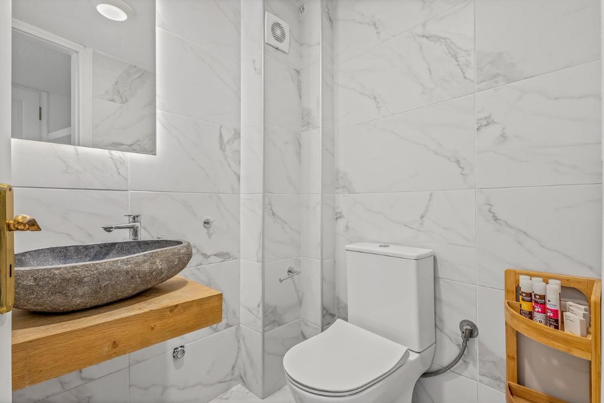 Blue Mountain Guesthouse by Seablue - Housity