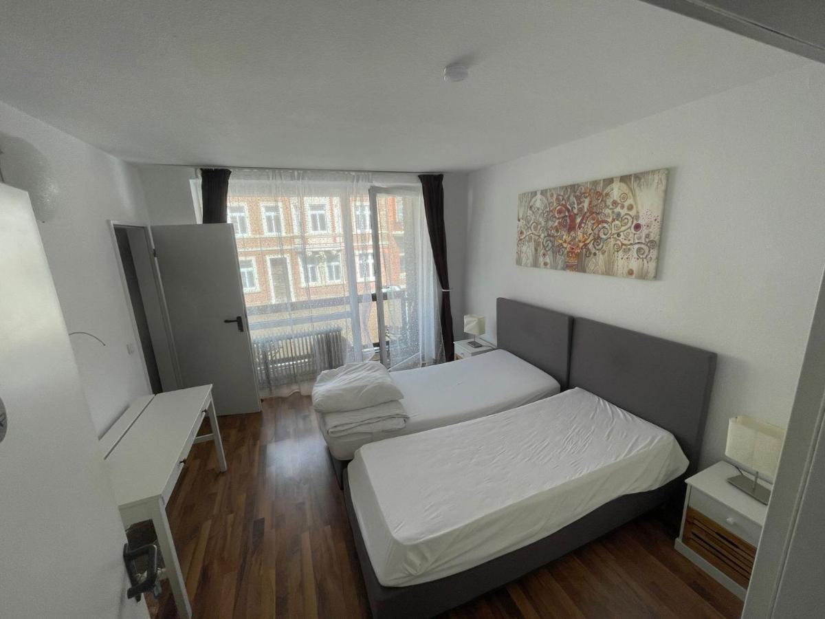 Raaz Pension - Housity