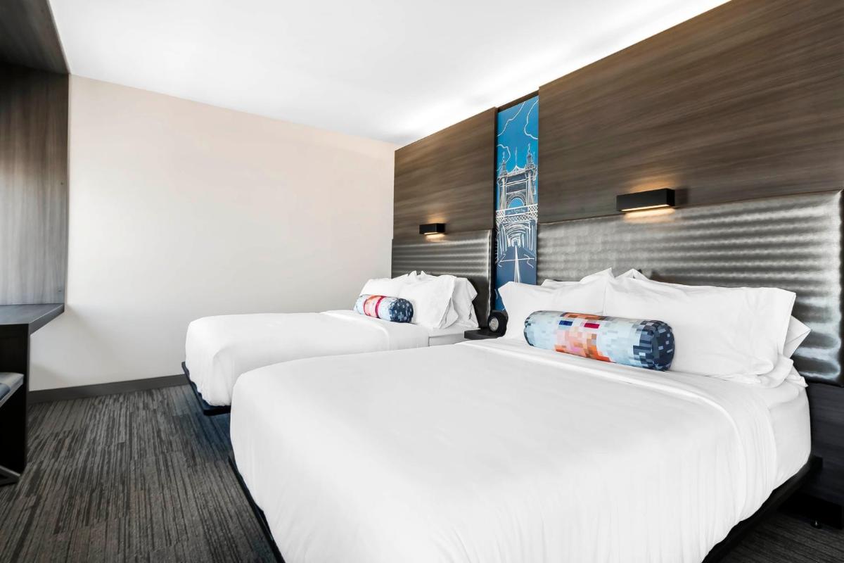 Aloft Newport on the Levee - Housity