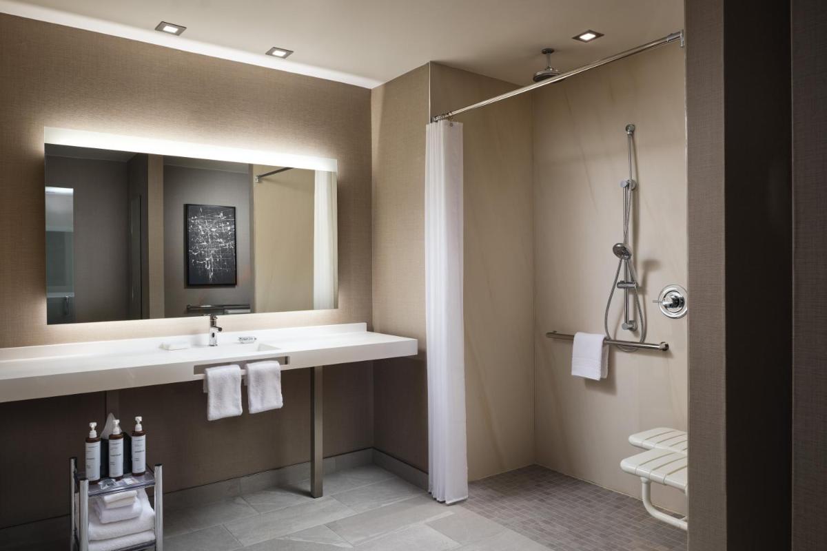AC Hotel by Marriott Jackson Ridgeland - Housity