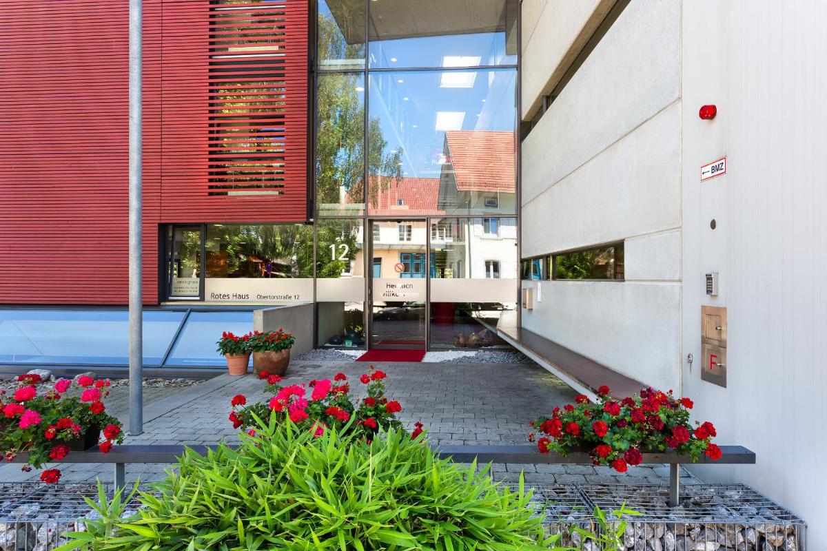 Bed & Breakfast Rotes Haus - Housity