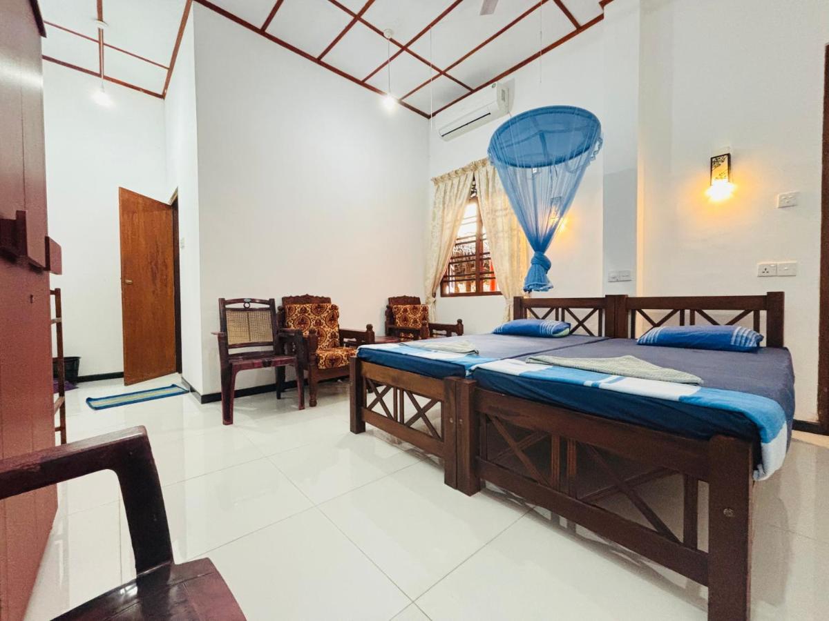 Golden Beach Guest House and Restaurant - Housity