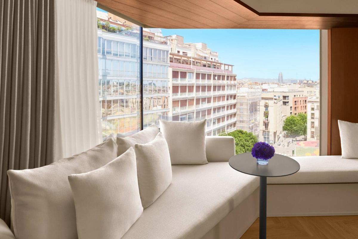 Zona de estar de The Barcelona EDITION