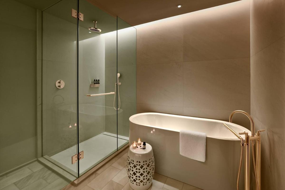 Un baño de The Barcelona EDITION