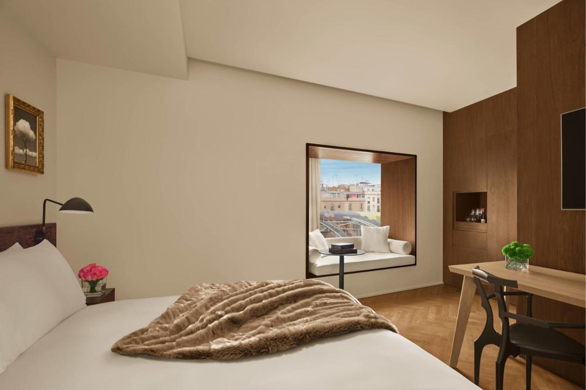 Cama o camas de una habitación en The Barcelona EDITION
