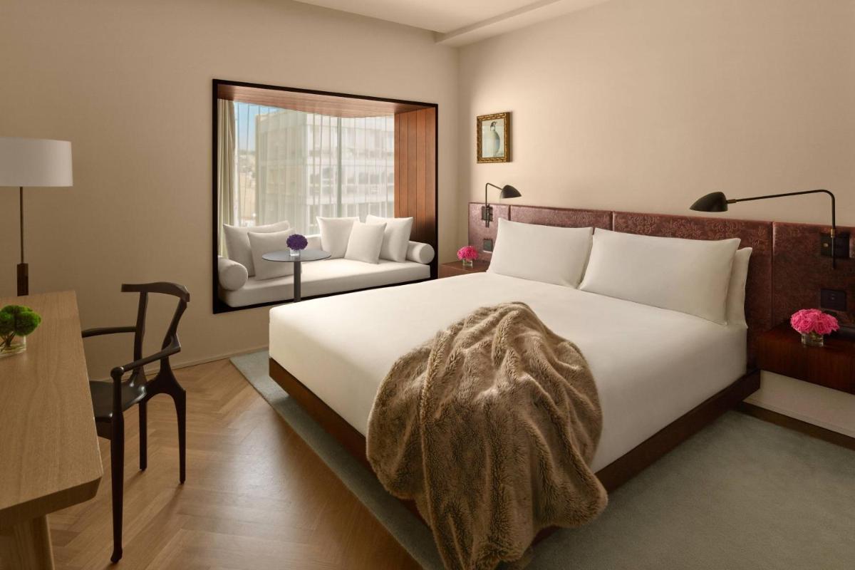 Cama o camas de una habitación en The Barcelona EDITION