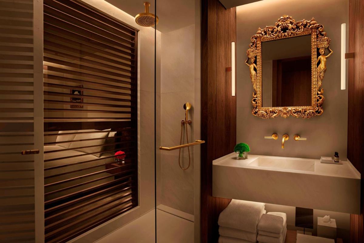 Un baño de The Barcelona EDITION