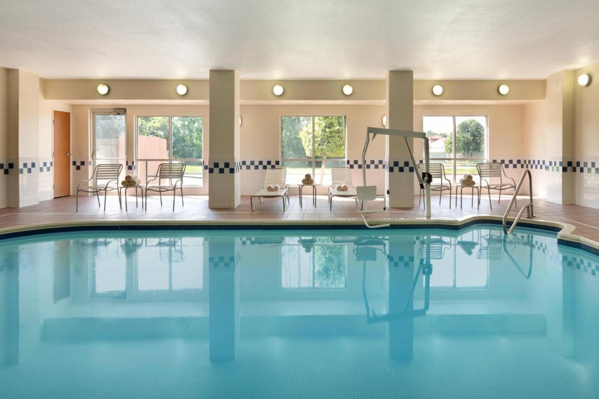 Fairfield Inn & Suites Dallas Mesquite - Housity