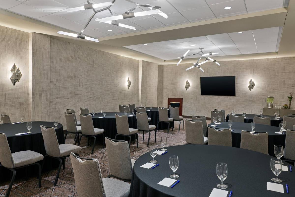 Delta Hotels by Marriott Ashland Downtown - Housity
