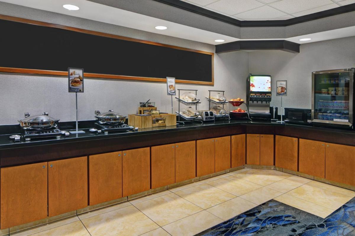 Fairfield Inn and Suites Carlsbad - Housity