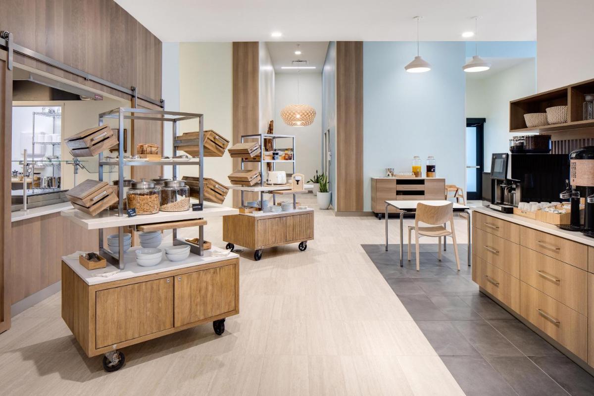 Element by Marriott Iowa City - Housity