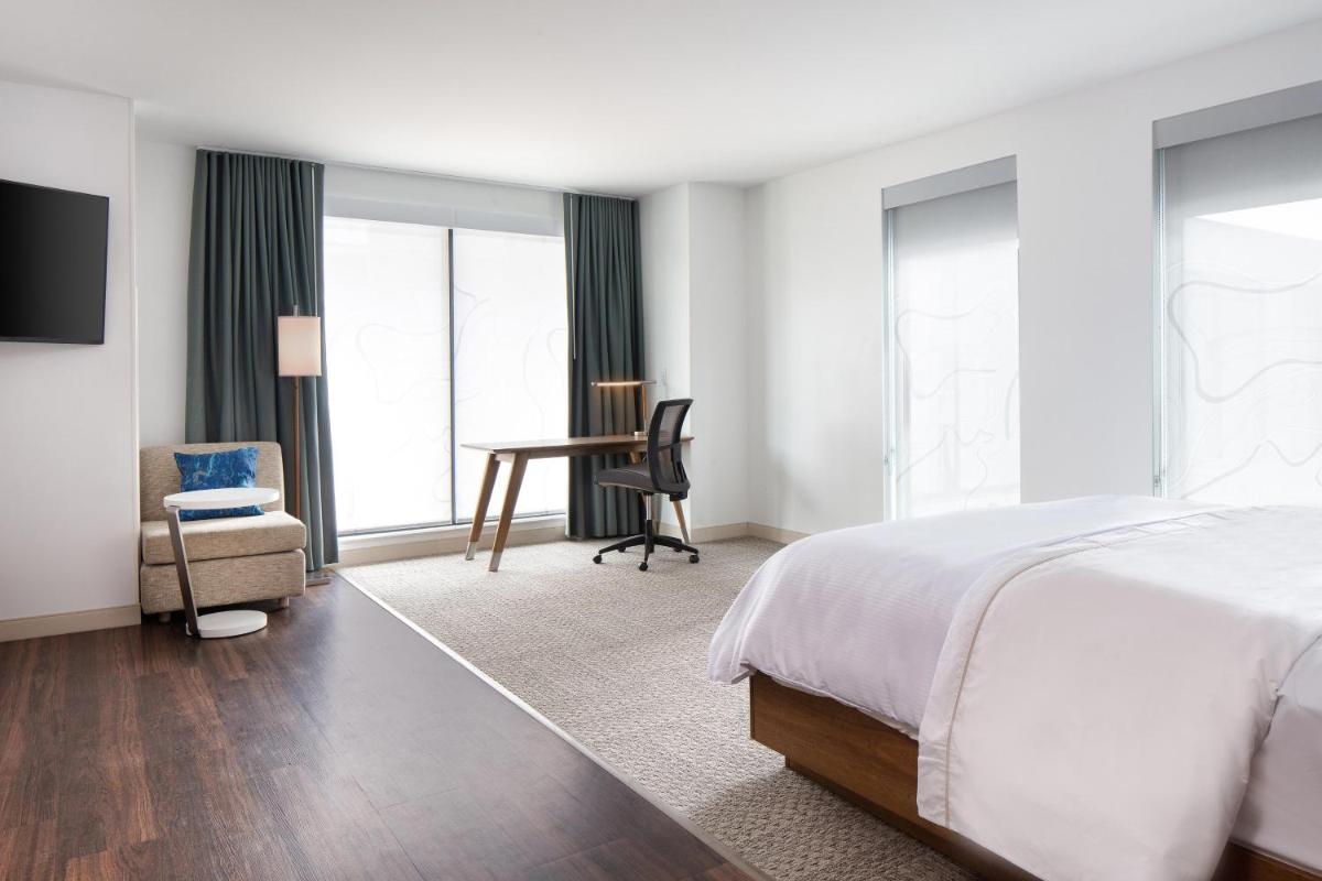 Element by Marriott Iowa City - Housity
