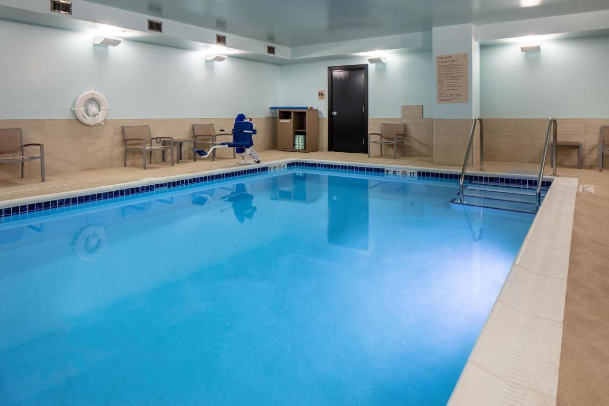 Element by Marriott Iowa City - Housity