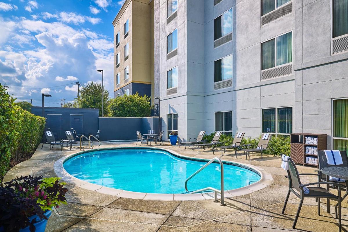 Fairfield Inn and Suites by Marriott San Antonio Northeast / Schertz / RAFB - Housity