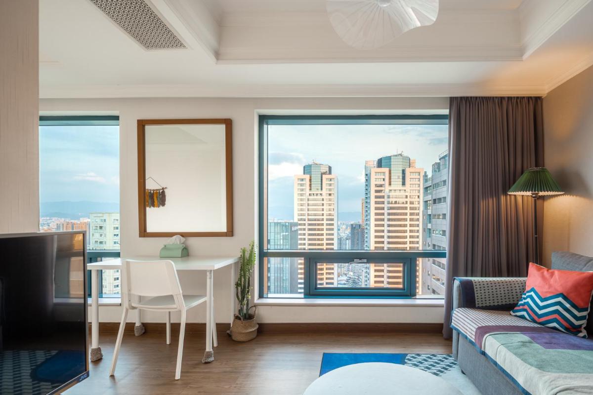 Artistic Studio - Housity