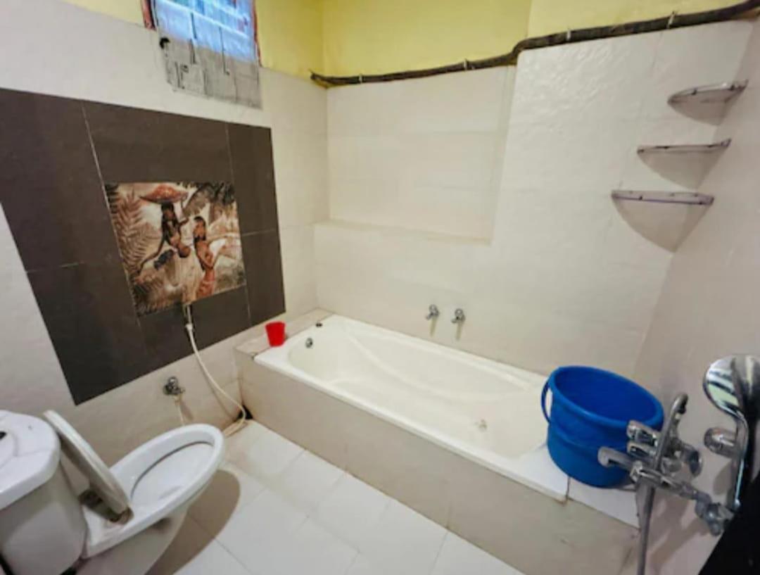 Hotel Ashoka Grand - Housity