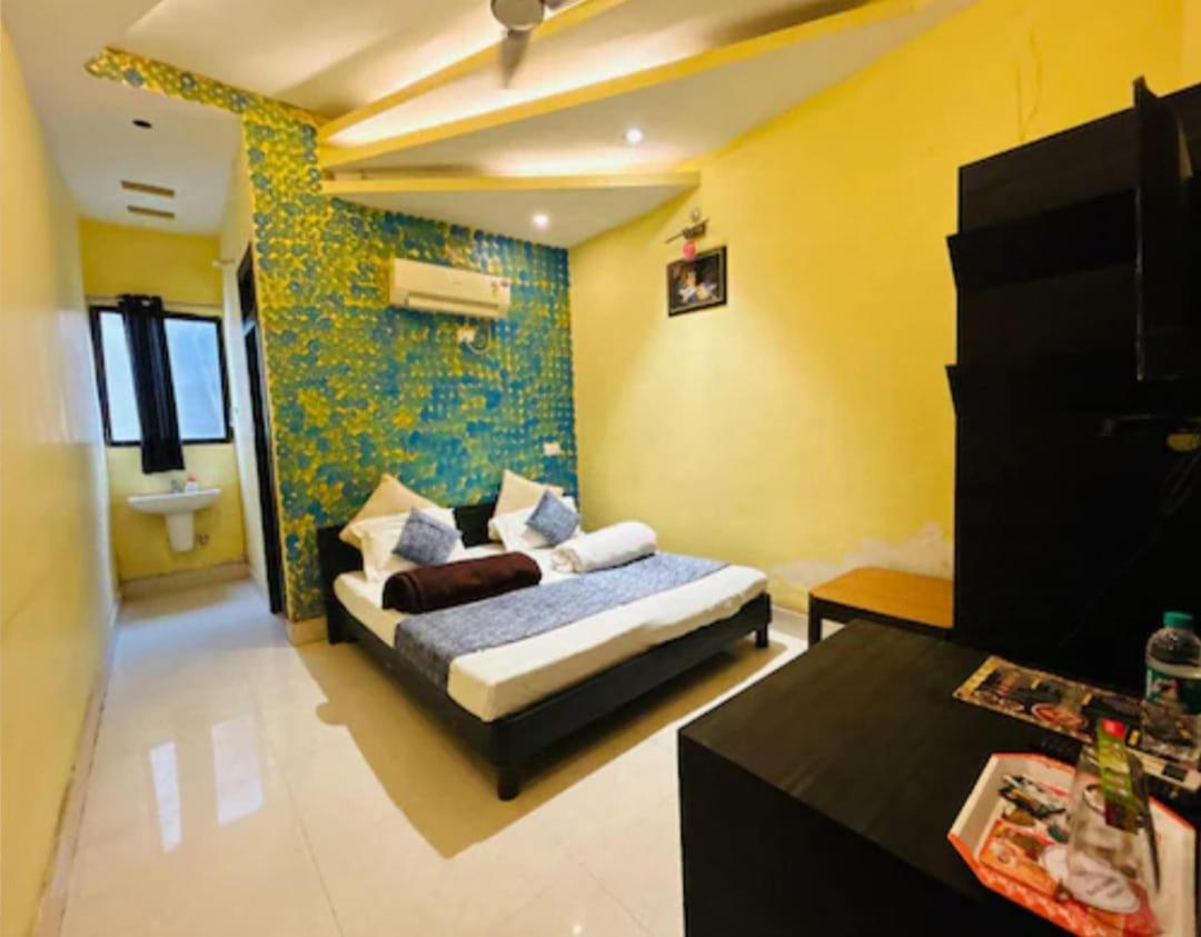 Hotel Ashoka Grand - Housity