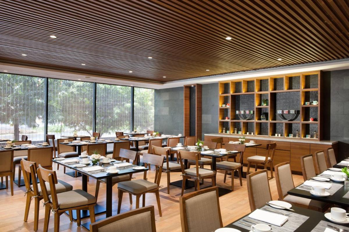Four Points by Sheraton Jakarta Thamrin - Housity