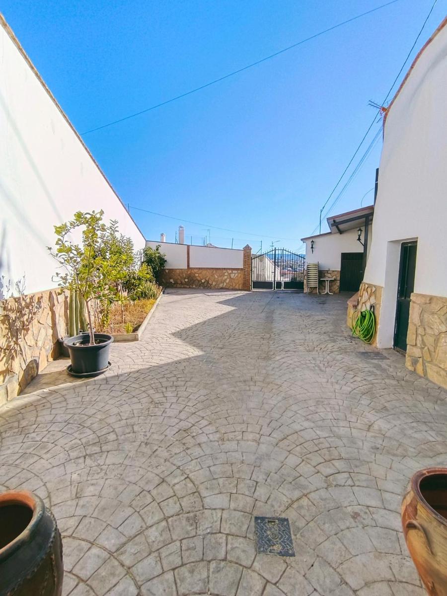 La Madriguera Eco Caves - Housity