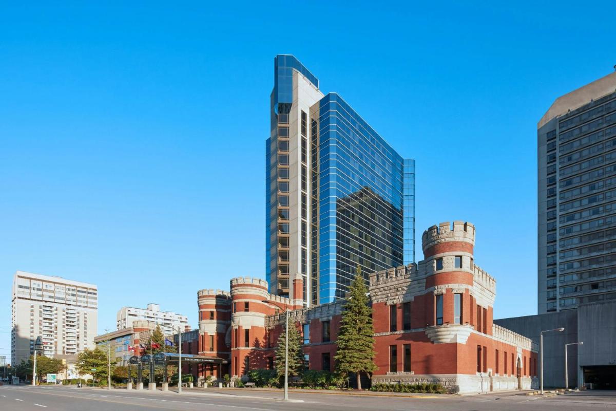 Delta Hotels by Marriott London Armouries - Housity